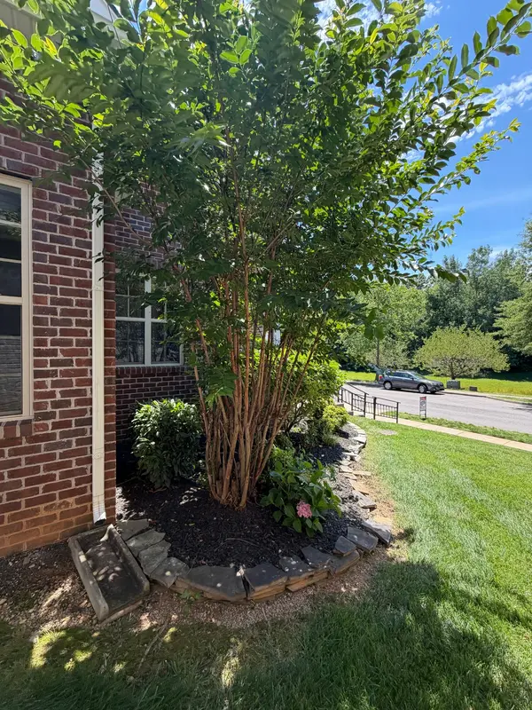 266 Turnberry Cir, Clarksville, TN 37043