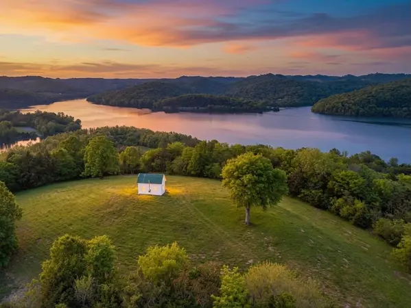 40 Mahan Lane, Elmwood, TN 38560