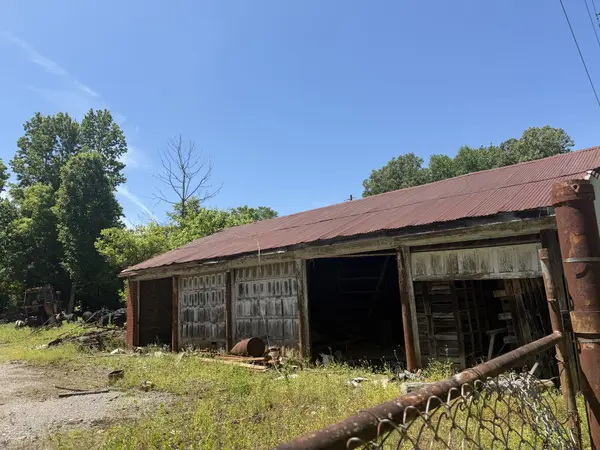 401 Second Avenue #E, Central City, KY 42330