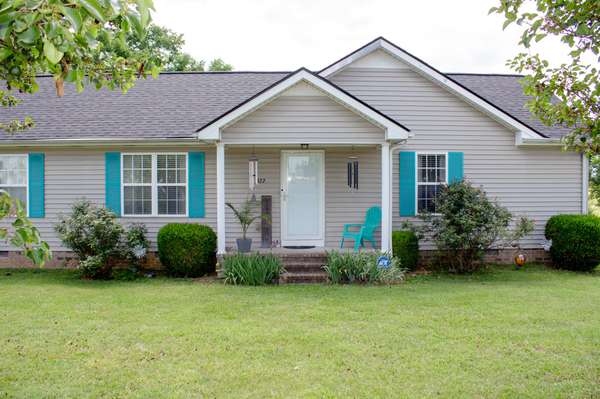322 Joyce Cir, Lafayette, TN 37083