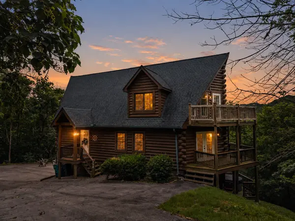 110 Lake Meadow Dr, Smithville, TN 37166