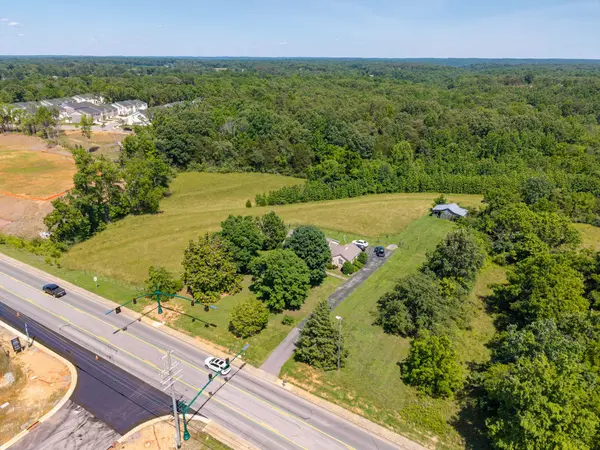 2161 Fairview Blvd, Fairview, TN 37062
