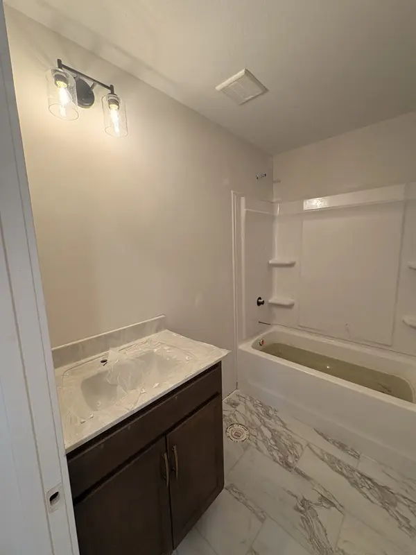 330 Tisha Ct, Clarksville, TN 37042