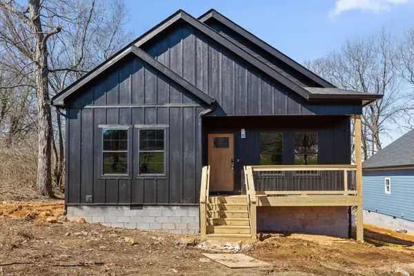 907 N Chamberlain Avenue, Chattanooga, TN 37406