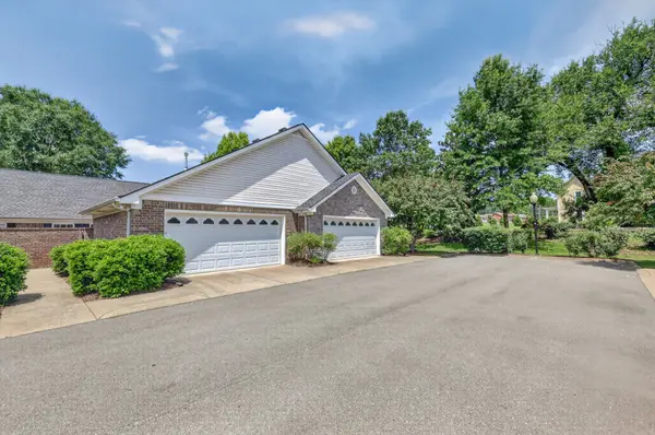 816 Lock 4 Rd #103, Gallatin, TN 37066
