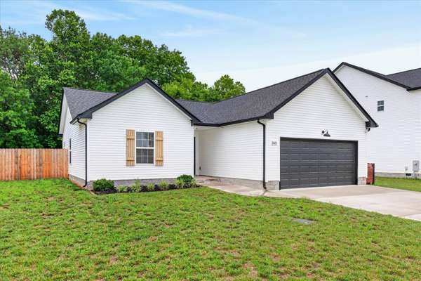 2026 Ireland Way, Clarksville, TN 37042