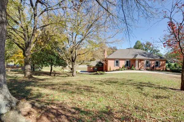 1419 Ascot Close, Murfreesboro, TN 37130