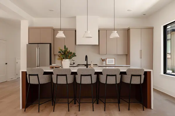 635 Richmond Bnd, Nashville, TN 37206