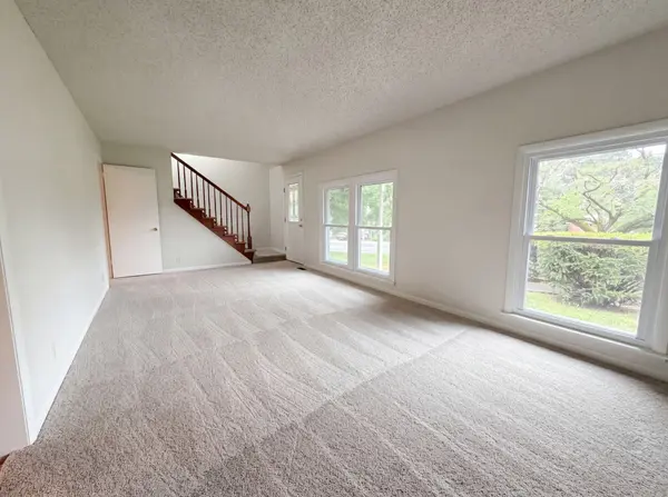 2536 Edge O Lake Dr, Nashville, TN 37217