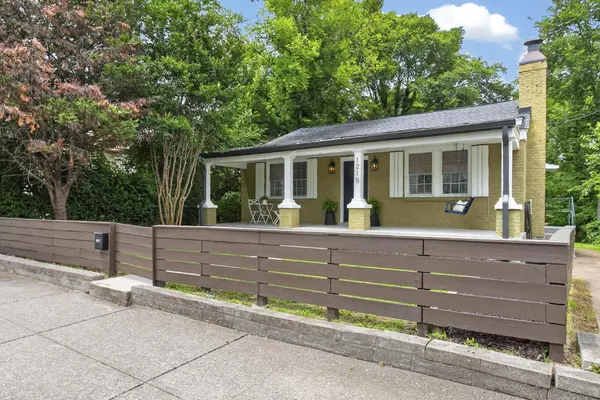 1215 Boscobel St, Nashville, TN 37206