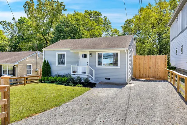 1002 Dew St, Nashville, TN 37206