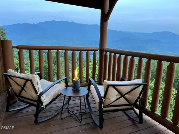 1154 Villa Overlook Way, Gatlinburg, TN 37738