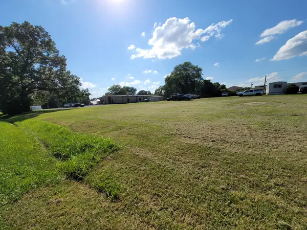704 S Anderson St, Tullahoma, TN 37388