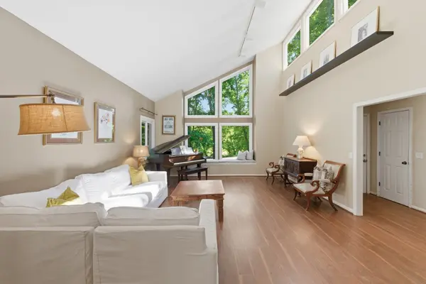 657 Sneed Rd #W, Franklin, TN 37069