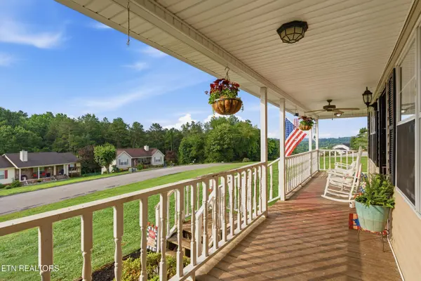 724 Fairway Drive, Loudon, TN 37774