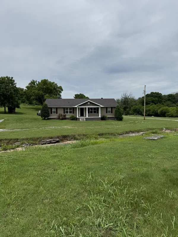 11725 Highway 25 #E, Hartsville, TN 37074