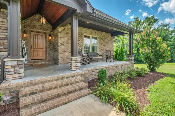 172 Tad Cir, Leoma, TN 38468