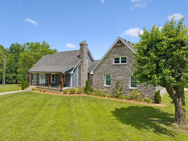 7672 Jones Rd, White House, TN 37188