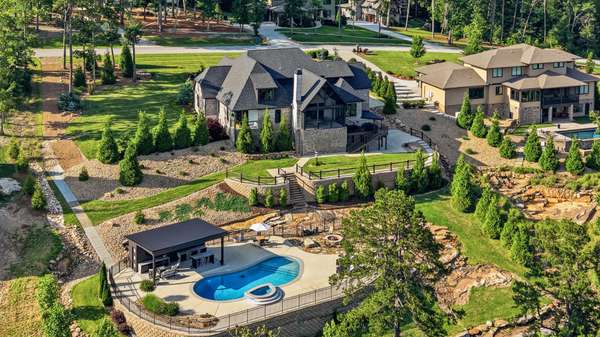 8008 Mountain Laurel Trail, Signal Mountain, TN 37377