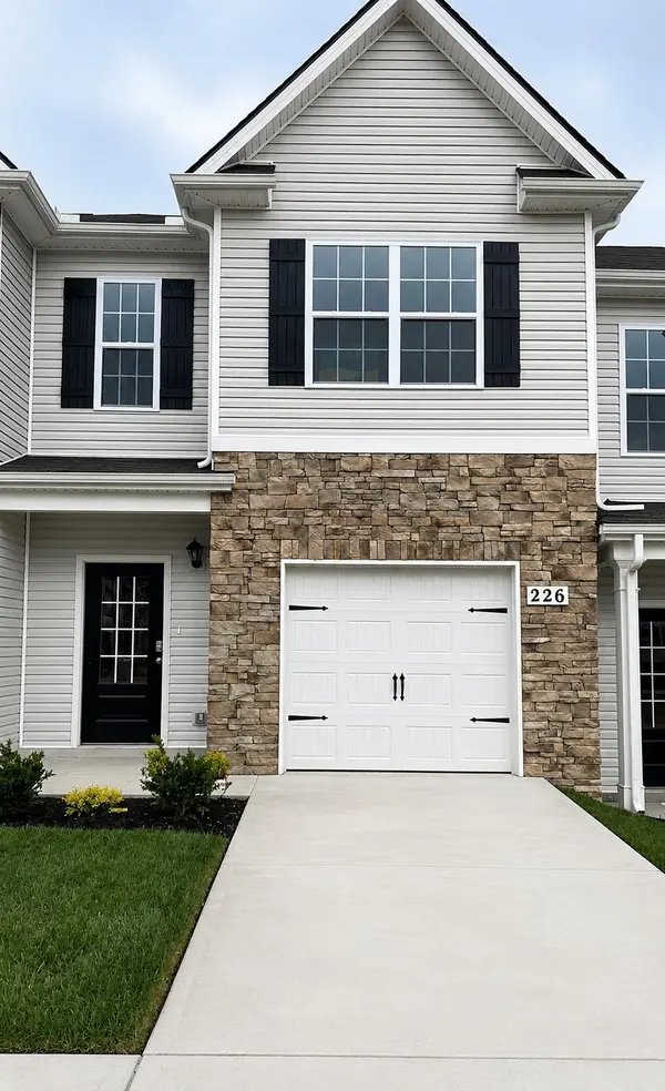 226 Warrior Pl, Ashland City, TN 37015
