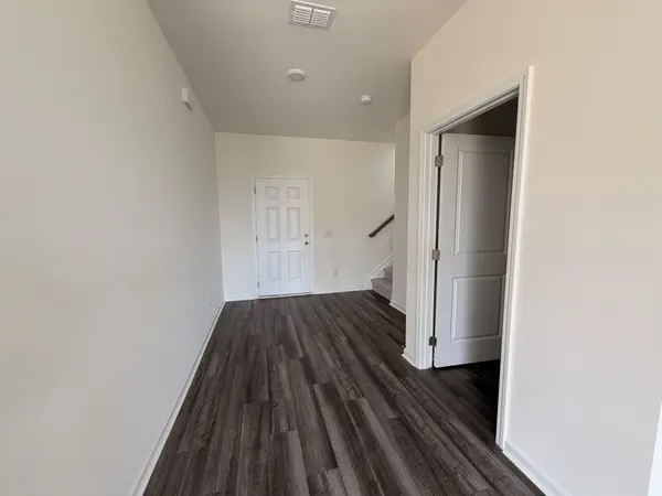 3239 Barrel Oak Pass, Columbia, TN 38401