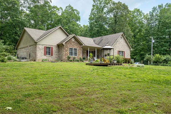7876 Oscar Green Rd, Primm Springs, TN 38476