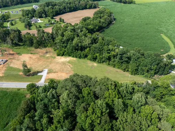 6799 Highway 41 #N, Cedar Hill, TN 37032