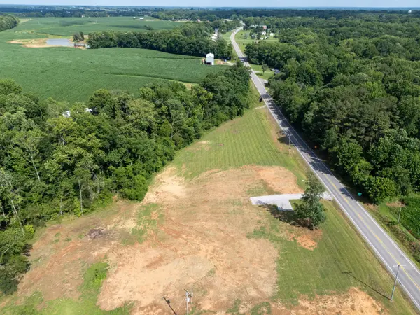 6799 Highway 41 #N, Cedar Hill, TN 37032