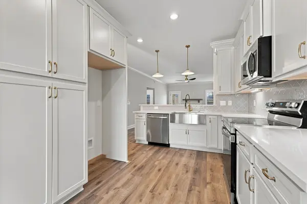1936 Gracie Bug Loop, Murfreesboro, TN 37128