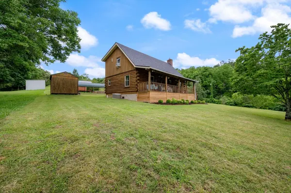 8004 Charlotte Pike, Nashville, TN 37221