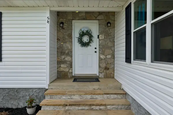 54 Hickman Hwy, Gordonsville, TN 38563