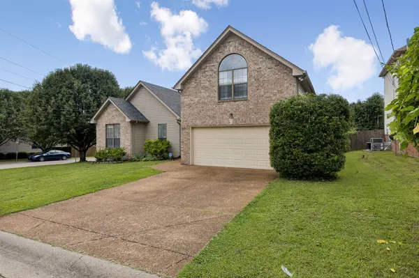5245 Catspaw Dr, Antioch, TN 37013