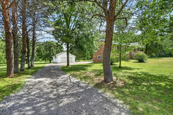 289 Vesta Rd, Lebanon, TN 37090