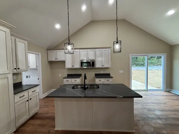 226 Lanier Private Ln, Pulaski, TN 38478