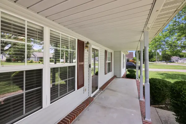 712 Mason Tucker Dr, Smyrna, TN 37167