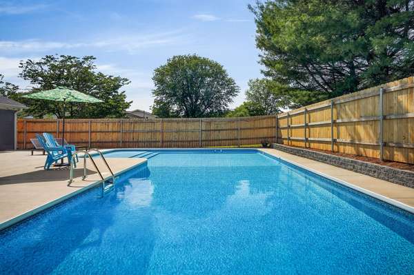 212 Oakland Dr, Sparta, TN 38583