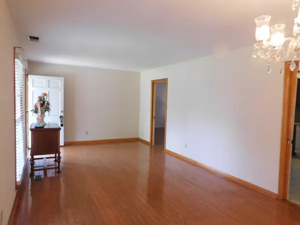 1144 Spencer Ave, Gallatin, TN 37066