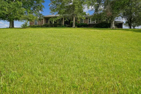 2351 Long Hollow PIKE, Hendersonville, TN 37075