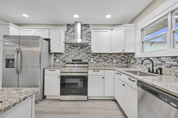 1944 Weeks Rd, Murfreesboro, TN 37127
