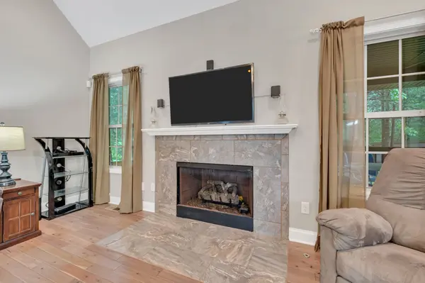 3006 Gracie Ann Dr, Greenbrier, TN 37073