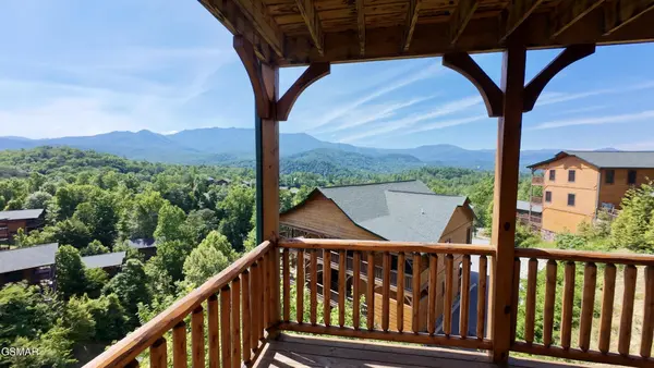 776 Mountain Stream Way, Gatlinburg, TN 37738