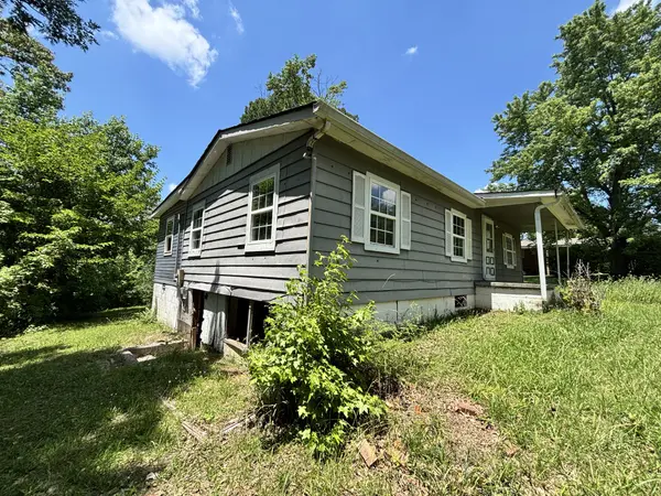 215 McClellan Ave, Cookeville, TN 38501