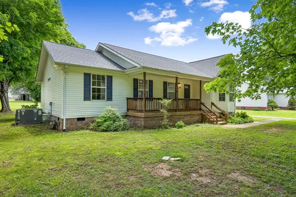 510 Morningside Dr, Chapel Hill, TN 37034