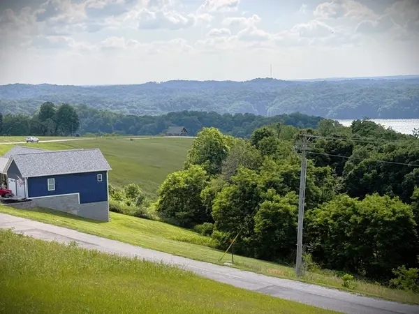 82c Mallard rd, Hilham, TN 38568