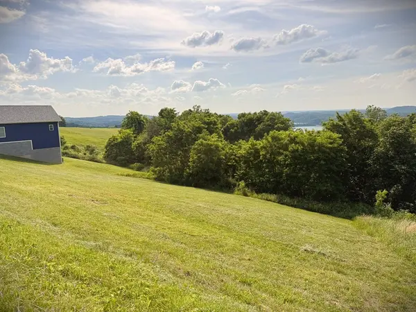 82c Mallard rd, Hilham, TN 38568