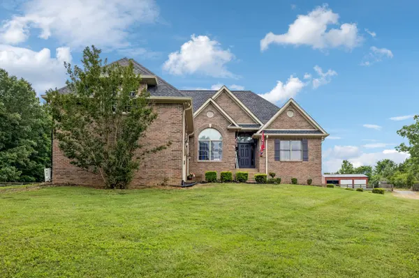 947 Bold Springs Rd, Mc Ewen, TN 37101