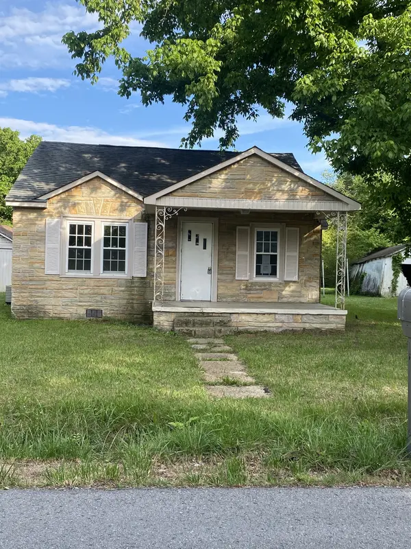 504 General St #E, Tullahoma, TN 37388
