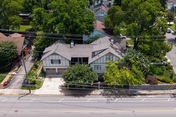 2720 W Linden Ave, Nashville, TN 37212