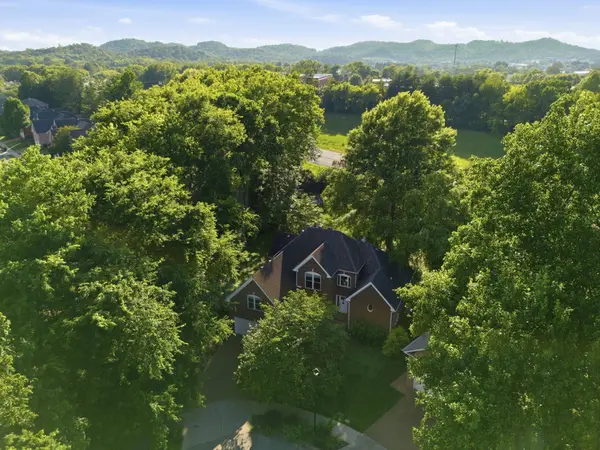 2308 Winder Cir, Franklin, TN 37064