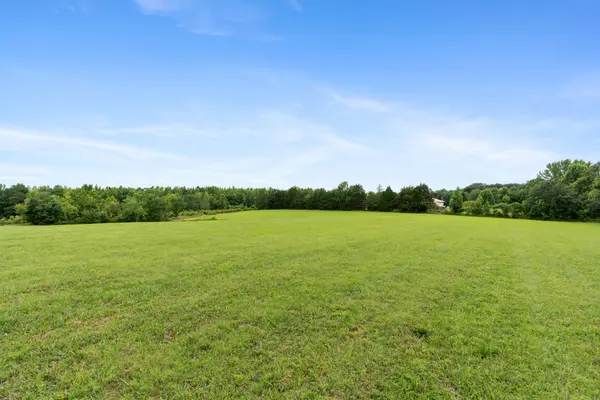 4602 Washington Rd, Greenbrier, TN 37073
